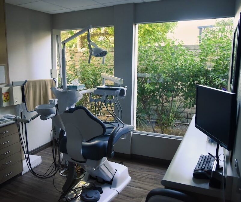 Modern Dental Operatory with Advanced Equipment - Flow Dentistry